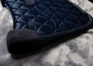 
                  
                    Load image into Gallery viewer, &amp;#39;The Prince&amp;#39; Navy Full Merino Fleece Jewel Saddle Pad
                  
                