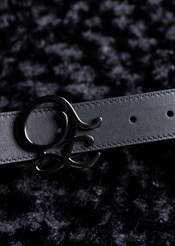 
                  
                    Load image into Gallery viewer, E by Eloquence Black Leather Belt
                  
                