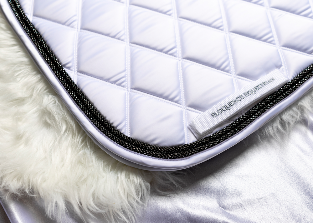 
                  
                    Load image into Gallery viewer, &amp;#39;The Princess&amp;#39; White Merino Top Fleece Jewel Competition Saddle Pad
                  
                