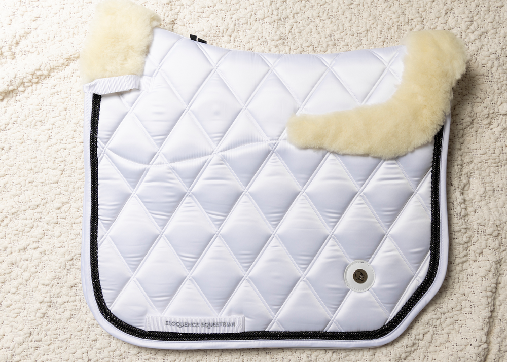 
                  
                    Load image into Gallery viewer, &amp;#39;The Queen&amp;#39; White Jewel Merino Fleece Saddle Pad
                  
                