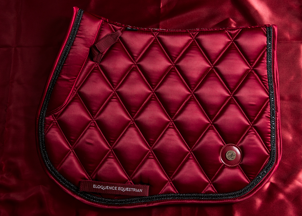 
                  
                    Load image into Gallery viewer, &amp;#39;The Empress&amp;#39; Ruby Red Jewel Jump Saddle Pad
                  
                