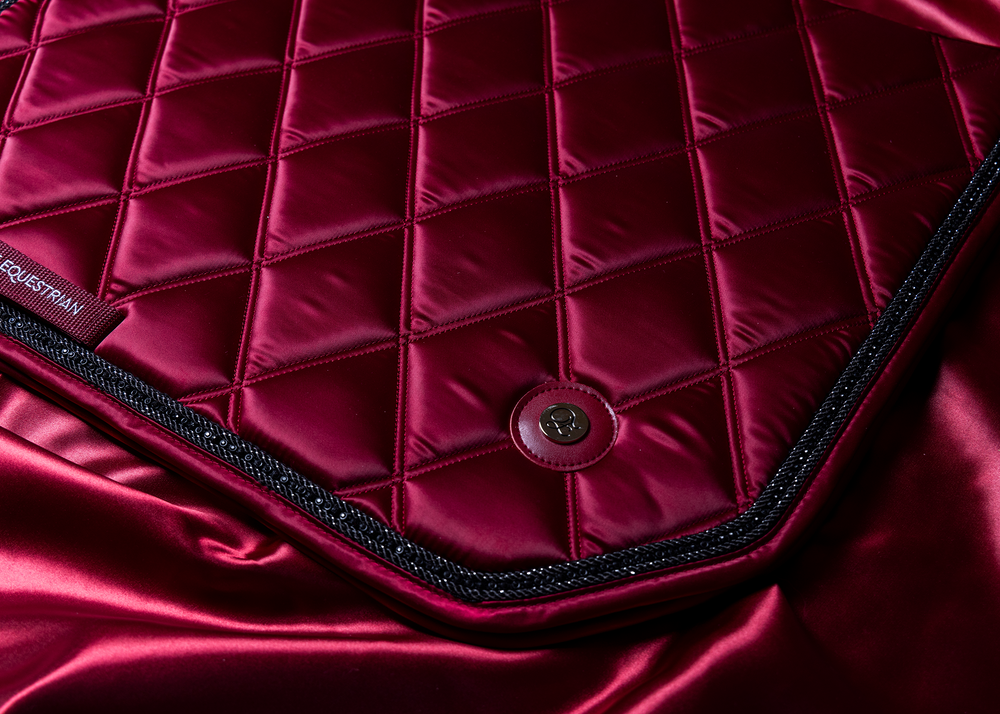 
                  
                    Load image into Gallery viewer, &amp;#39;The Empress&amp;#39; Ruby Red Jewel Saddle Pad
                  
                