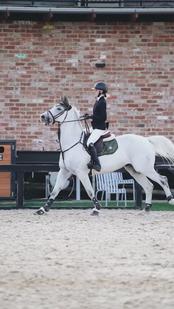 
                  
                    Load and play video in Gallery viewer, &amp;#39;The Majesty&amp;#39; Deep Olive Jump Saddle Pad
                  
                